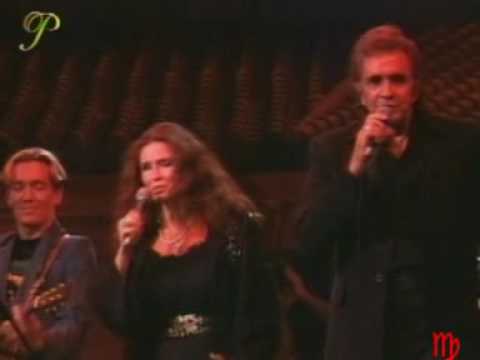 JOHNNY CASH and JUNE CARTER IT AIN'T ME BABE  - Bob Dylan Tribute Concert, 1992