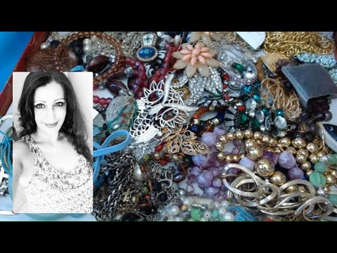 How to build an Awesome Jewelry Jar for reselling  ?                              Vintage Goodies