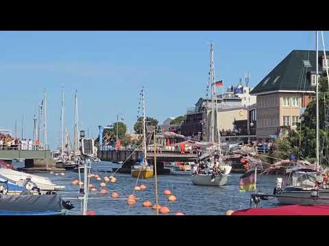 Brückenfest Warnemünde 🌉⛵