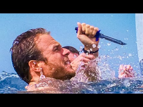 Adrift Castaway stab himself by accident (!!) | Open Water 2: Adrift | CLIP