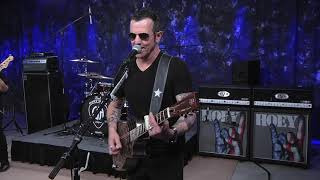 Gary Hoey &quot;Boxcar Blues&quot; Live at Don Odell&#39;s Legends
