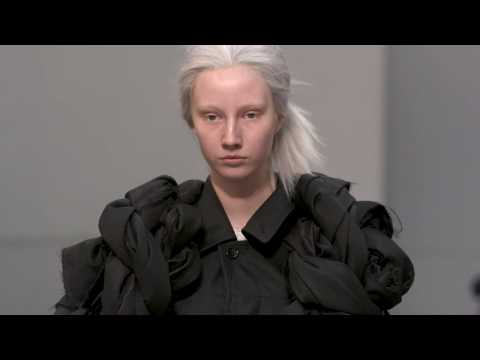 COMME des GARÇONS Spring / Summer 2019