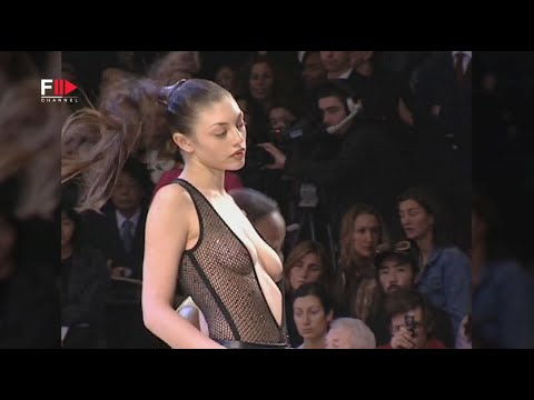 Vintage in Pills GIVENCHY Spring 2000 - Fashion Channel