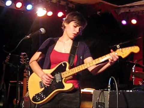 8/18 - Kaki King - Can anyone... Gleiss 22 - Muenster - 27 March 2010
