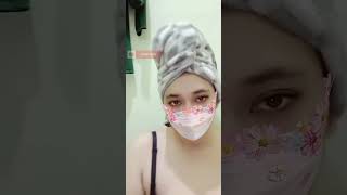 Download lagu tante Colm3k dulu sebelum mandi mp3