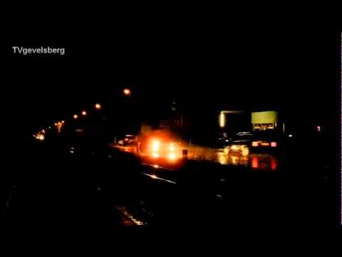 Ennepetalbahn verlässt den Kruiner-Tunnel in Gevelsberg  am 3.12.2012, 19:00 Uhr TVgevelsberg