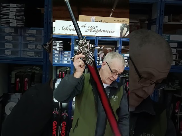 Vídeo relacionado con Darkcustom Llavero Pistola Devil May C 3 4 5 Espada Rebellion