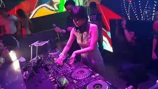 Download lagu DJ Una Bass Level Dewa Breakbeat Terbaru 2017 mp3