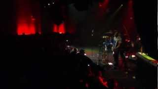 Robert Glasper - The Consequences of Jealousy (feat. Meshell Ndegeocello) (LIVE)