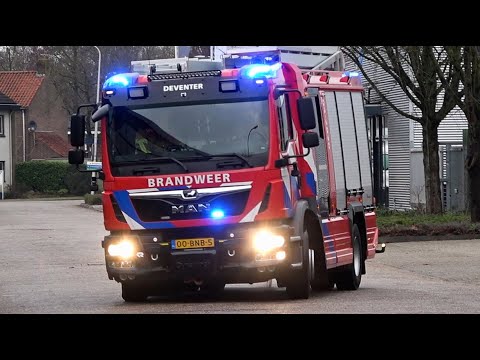 P1, Brandweer Deventer [TS 04-2830] naar een OMS Alarm aan de  Radboudlaan in Deventer