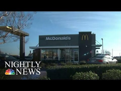 マクドナルド従業員、ドライブスルーで女性が「助けて」と口にした後に介入｜NBCナイトリーニュース (McDonalds Employees Intervene After Woman Mouths ‘Help Me’ At Drive-Thru | NBC Nightly News)