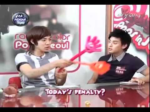 Pops In Seoul 100728 [8eight] U-Kiss Alexander, Eli & Kevin - Embarrassing Picture