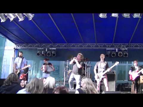 Zvlášňý škola - Hajzlbába - live