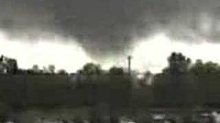 preview picture of video 'mississippi state tornado 1'