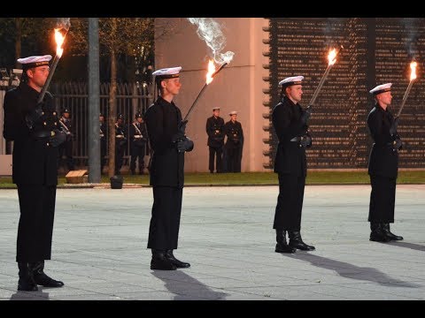 Helm ab zum Gebet - Großer Zapfenstreich Wieker