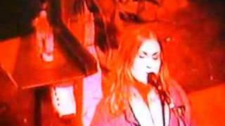 Alison Moyet- Should I Feel That It&#39;s Over