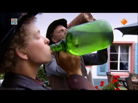 Boer Frans & Lytse Frans in Duitsland 7 - Man Bijt Hond