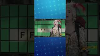 Fra poco torneremo😉#gialappaShow