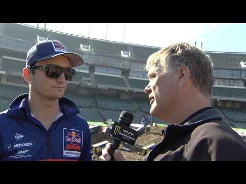 Supercross LIVE! 2014 - Behind the Scenes with Dean Ferris in Oakland