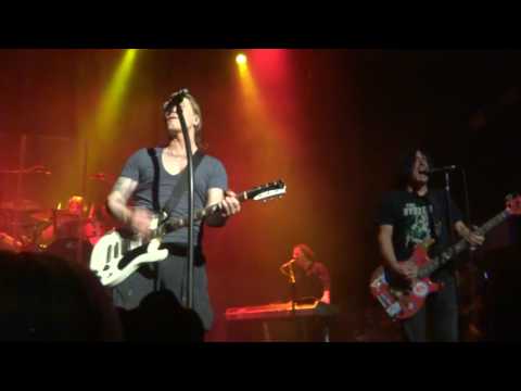 Goo Goo Dolls - Long Way Down (Birmingham, UK 10-13-16)