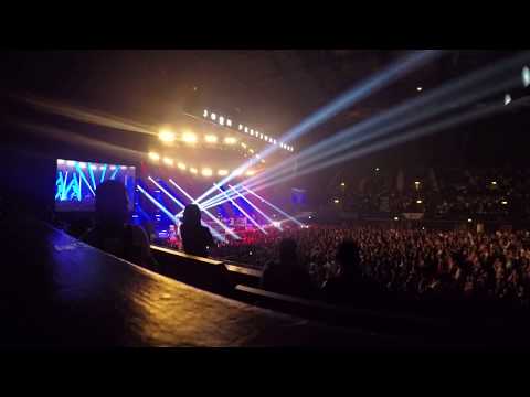 Kutumba Live At Wembley Arena, London- Joon Festival (Asaar/ Sohra/Kalilo) Nepali song Medley