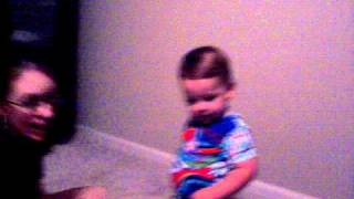 Wheels on the Bus - Sammy