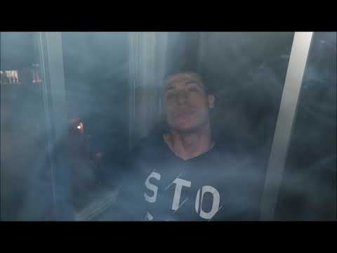 XinoNinetyFive - VOLANDO CON MIS RAPS. (Prod. ElPutoCisco) .