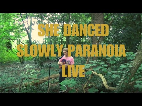 She danced slowly - Paranoia on ukulele Live in the park