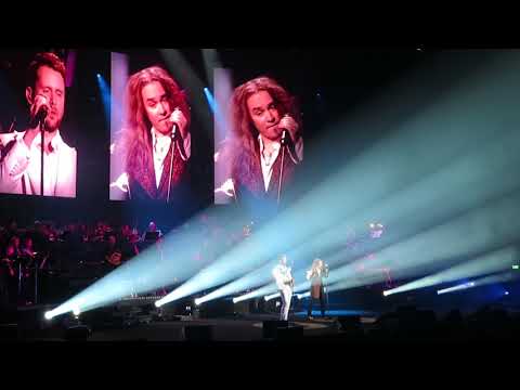 BOHEMIAN RHAPSODY - Waltteri Torikka & Jarkko Ahola -  Hartwall Arena 17.11.2018