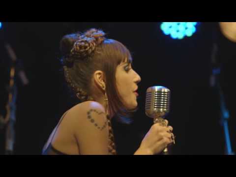 Lia Paris e Samuel Rosa - Aniversário