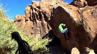 Video thumbnail: Molly Dyno, V5. Sad Boulders