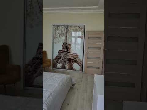 Продажа квартиры в ЖК Авторский-1: 60 м², капремонт, кухня-столовая, гардеробная, рядом море, Фонтанка, Лиманский район.