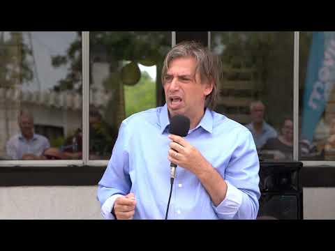 Acto de escrituras colectivas de MEVIR Paso Antolín