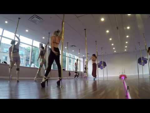 Strip Plastic pole dance ( Kira Noire choreo)