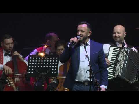 Kandráčovci - Dva Duby feat.100 členný cigánsky orchester z Budapešti