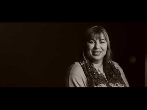 download lagu mp3 mp4 Helen Mccormick, download lagu Helen Mccormick gratis, unduh video klip Helen Mccormick