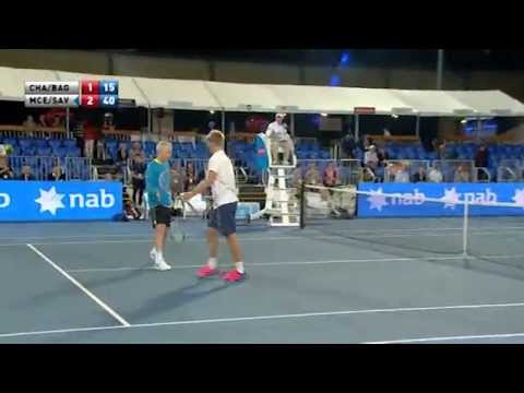 Luke Saville's hot shot - World Tennis Challenge 2015