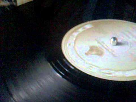 Errol Arawak - Power Pack - King Earthquake Vinyl 12 Inches.mp4