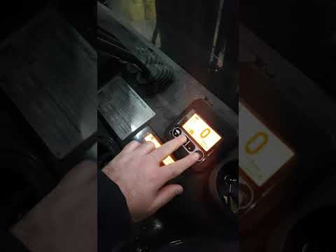 Toyota Tonero LPG fgf15 how to reset MAINTENANCE HOUR