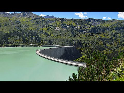 image-What is the most famous Dam in the United States?