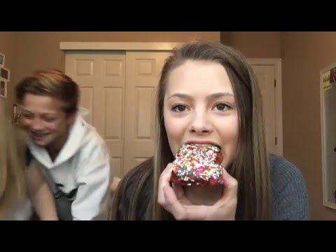 Bestfriend vs Boyfriend Tag | Molly & Amanda