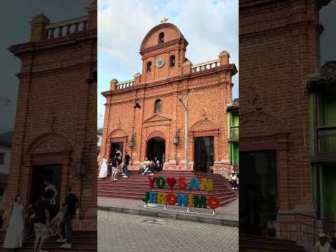Llamando a Misa en San Jerónimo Antioquia