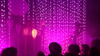 Purity Ring - Repetition (Live in Paris @ Le Trabendo April 10 2015)