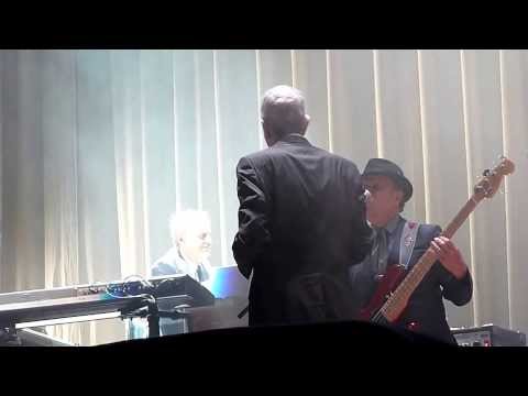 Leonard Cohen - Hallelujah - live @ Hallenstadion Zürich, 24.8.2013