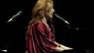 Tori Amos Snow Cherries from France Live Beacon Theater 2011