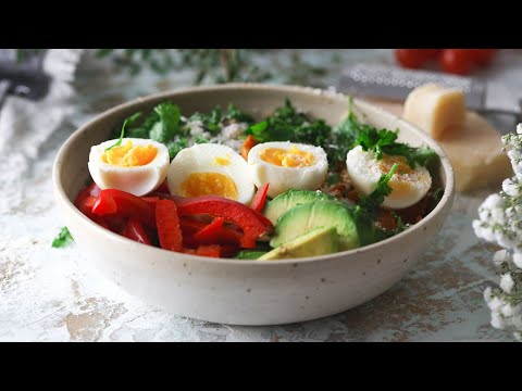 The easiest breakfast bowl you'll ever make! Quick, tasty and filling!