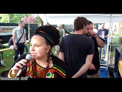 FBS SOUNDSYSTEM ft sista caro - Give Mi Love & Positive 'pt2 @ inna yard festival R-dam 3-06-2017