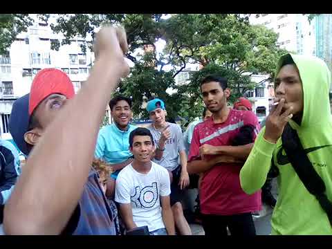 Abiud vs wuilita batalla en la plaza la candelaria