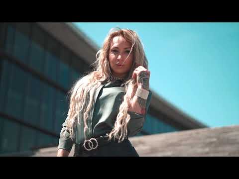 MODEL DANCE PORTRAIT VIDEO