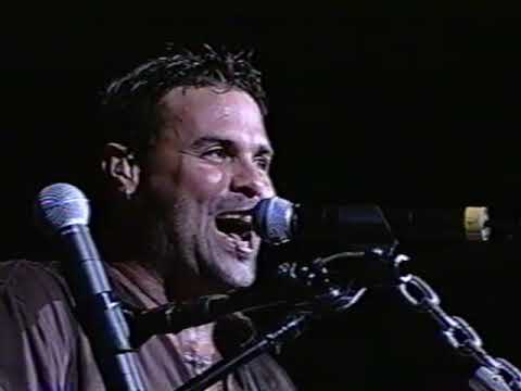 VINTAGE MONTGOMERY GENTRY LIVE - TORONTO CANADA - NEON CIRCUS TOUR, BROOKS AND DUNN - JULY 2001